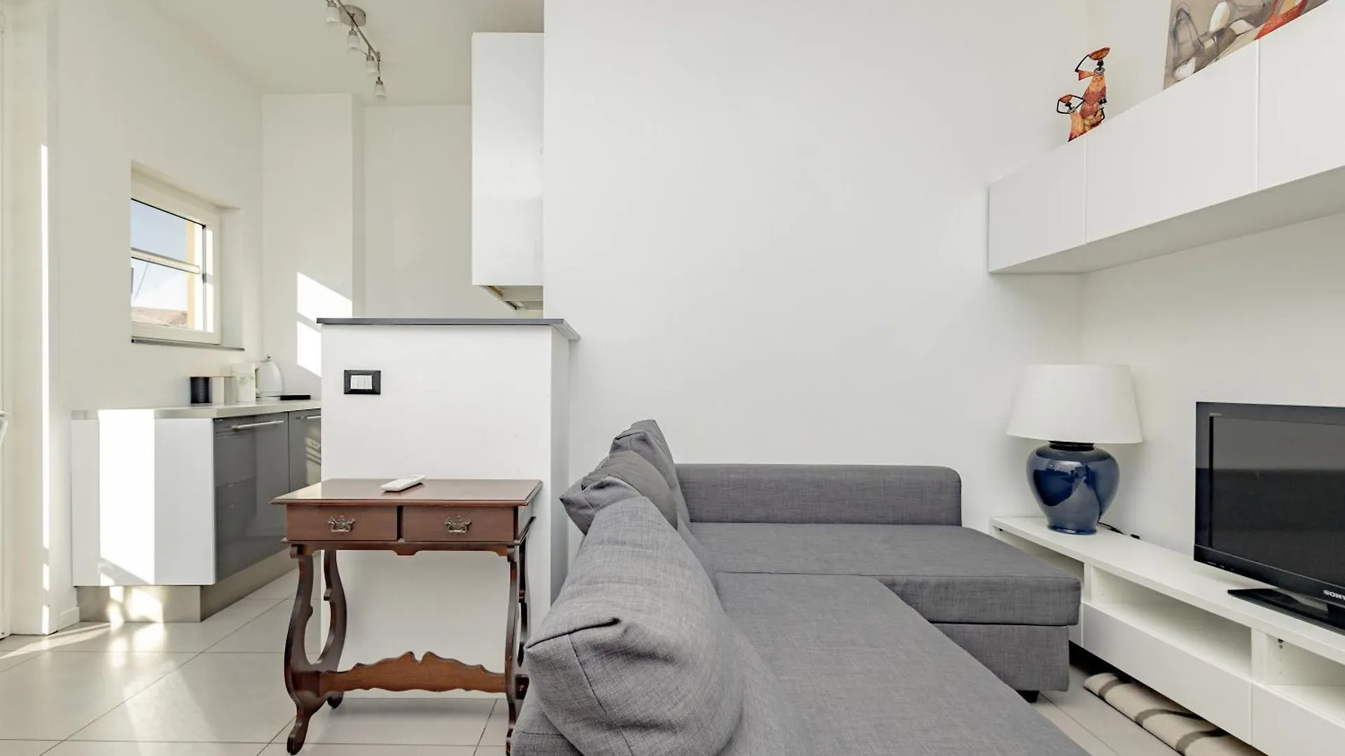 Xenia Apartments - Quiet And Cozy Two-Room Apartment Milan