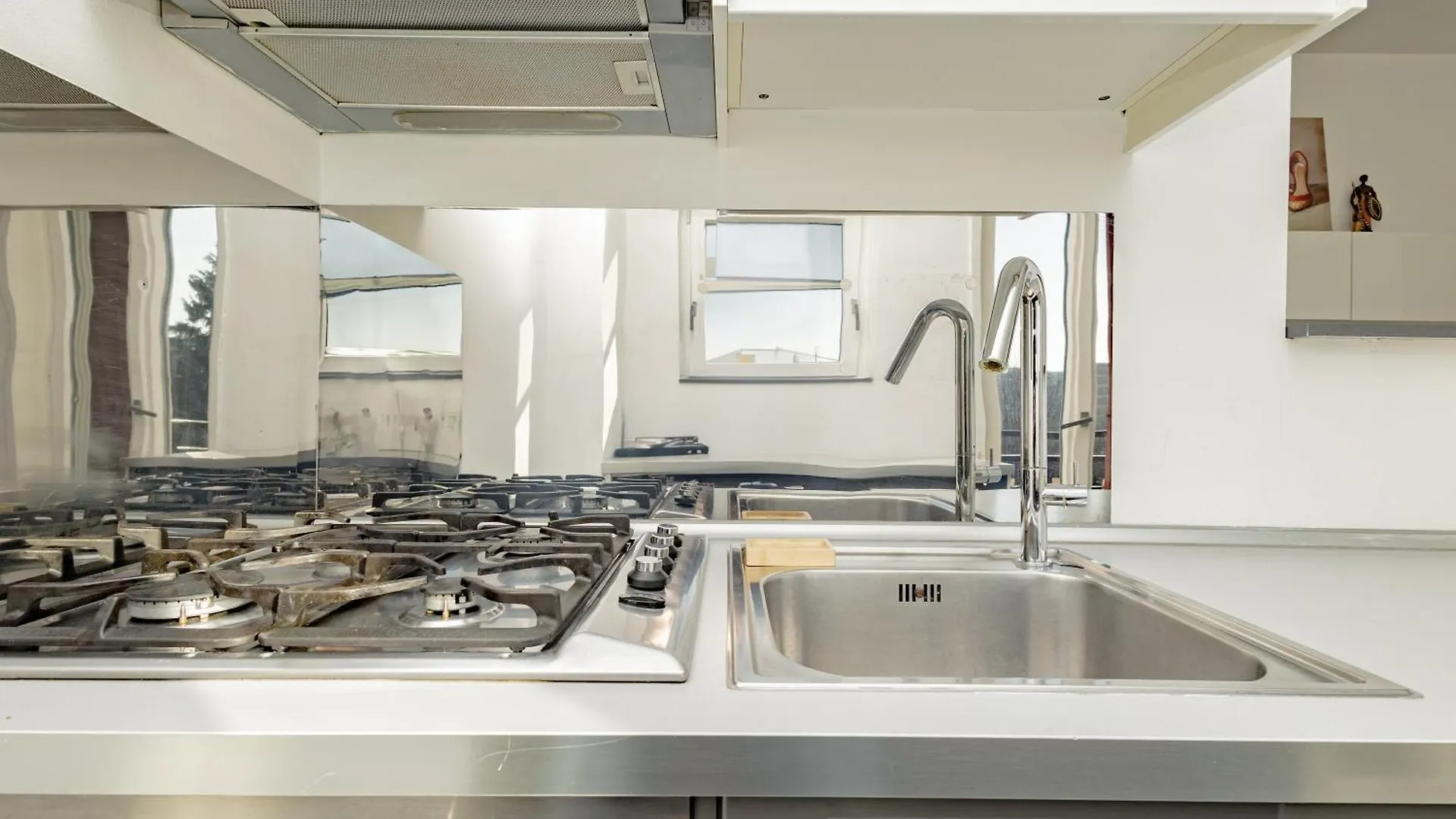 Xenia Apartments - Quiet And Cozy Two-Room Apartment Milan