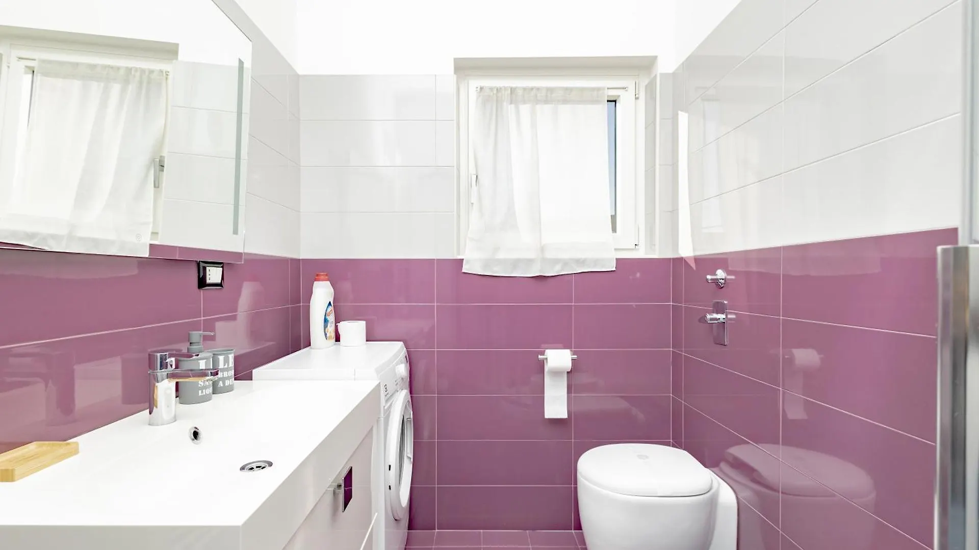 Xenia Apartments - Quiet And Cozy Two-Room Apartment Milan 0*,