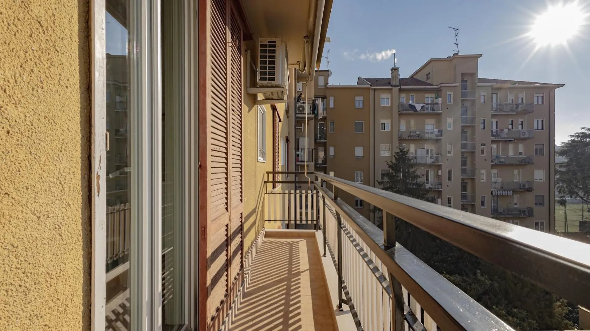 Xenia Apartments - Quiet And Cozy Two-Room Apartment Milan 0*,  Italy